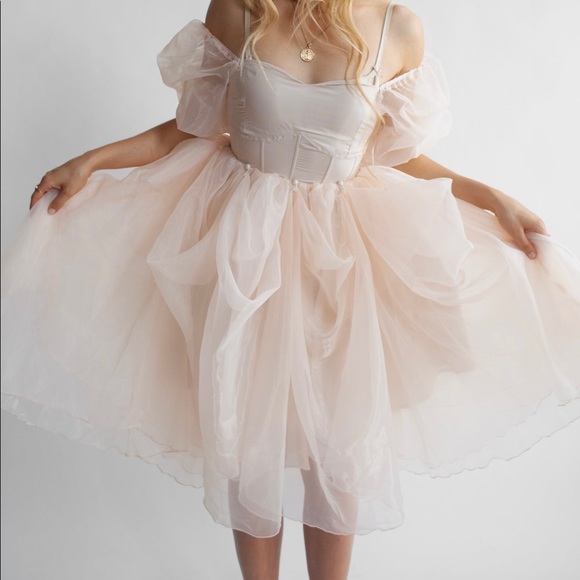 Wild Rose and Sparrow | The Amore Dress | Wild Rose & sparrow Amore Dress - Picture 7 of 10